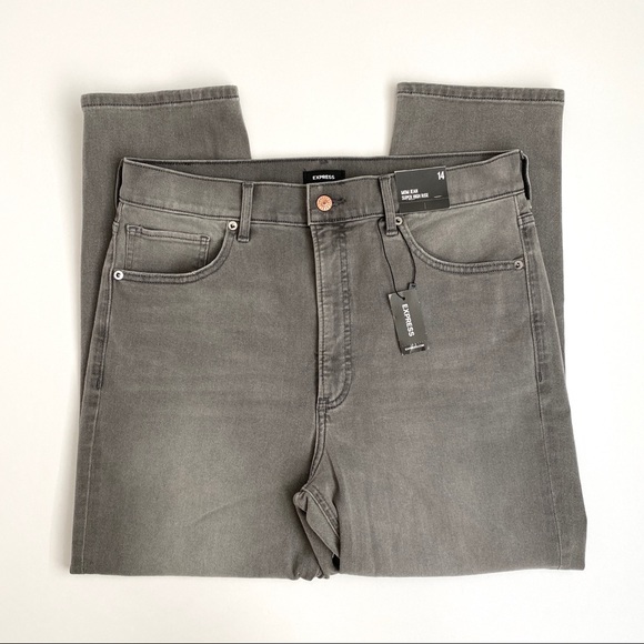 NWT Super High Waist Light Gray Mom Jeans - Picture 2 of 12